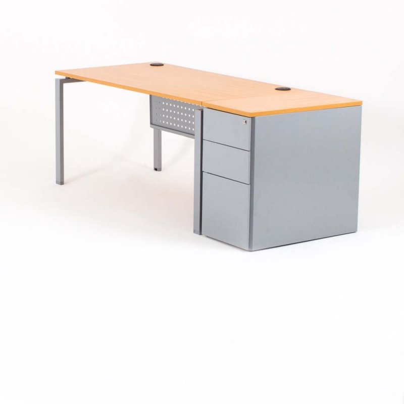 Bureau droit OPTIMUM, plateau hêtre, piétement aluminium et caisson HB métal