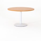Table de réunion ronde ZETA, plateau hêtre, piétement blanc