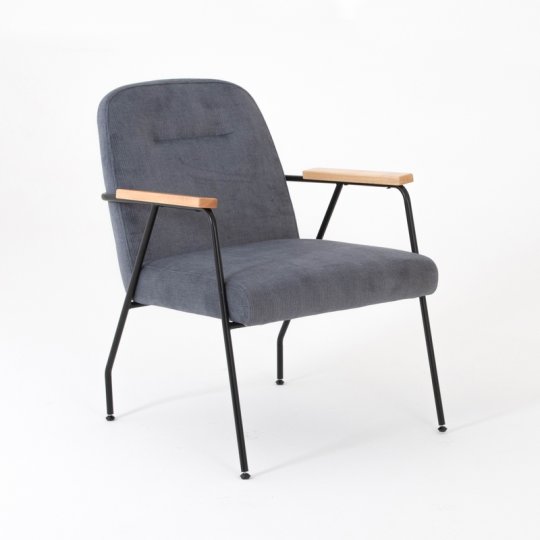 Fauteuil d'accueil COTI, vue de 3/4 Fauteuil d'accueil COTI, vue de 3/4