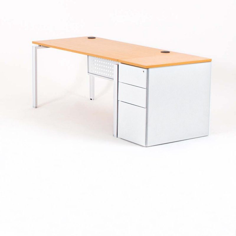 Bureau avec plateau droit Pro métal 140 Cm Pieds en L