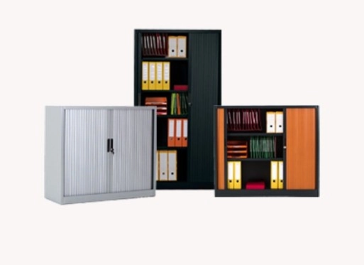 Armoire à rideaux