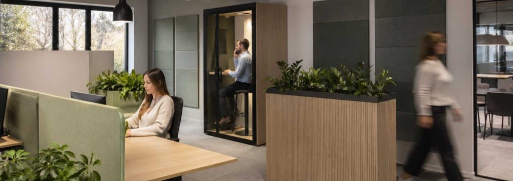 Acoustique bureau : réduire le bruit efficacement