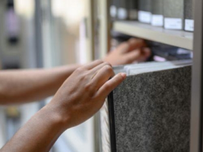 Comment organiser une armoire de bureau ?